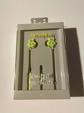 Heyday Green Wired Earbuds with Cute Bear Design New Sealed 3.5 MM Aux Mic